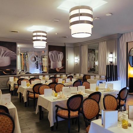 Riu Palace Paradise Island (Adults Only) Creek Village Exterior foto