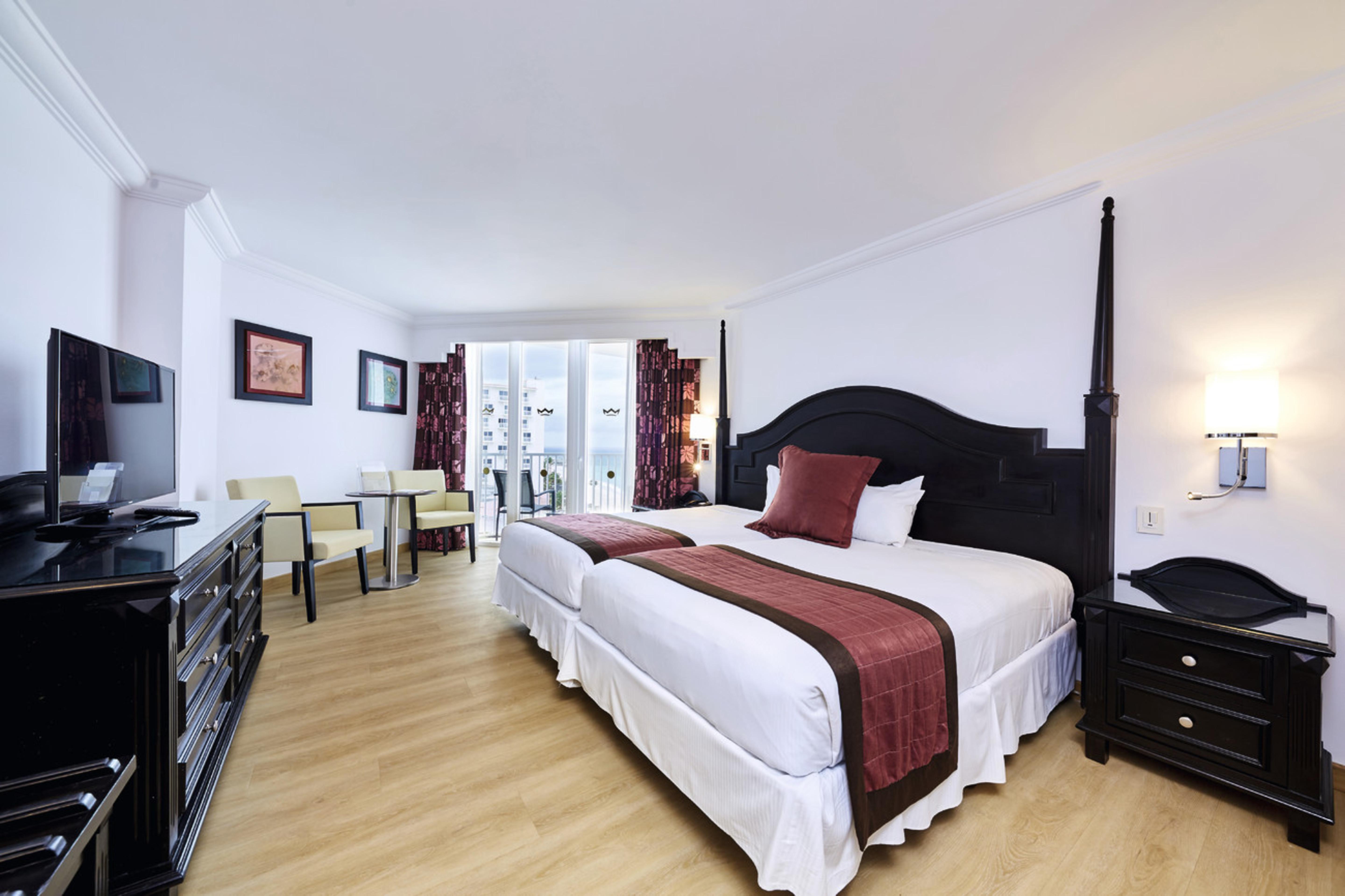 Riu Palace Paradise Island (Adults Only) Creek Village Exterior foto