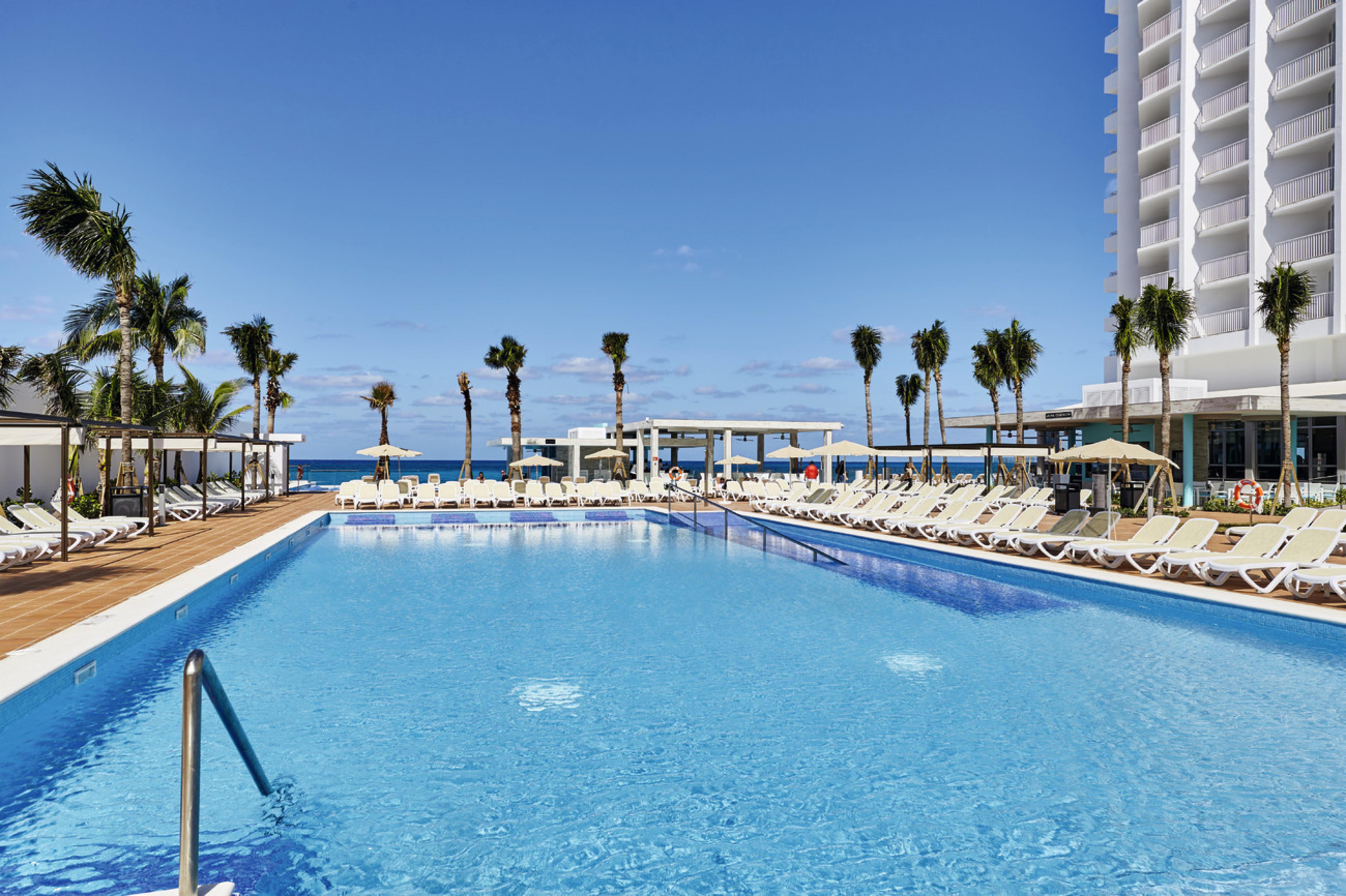 Riu Palace Paradise Island (Adults Only) Creek Village Exterior foto
