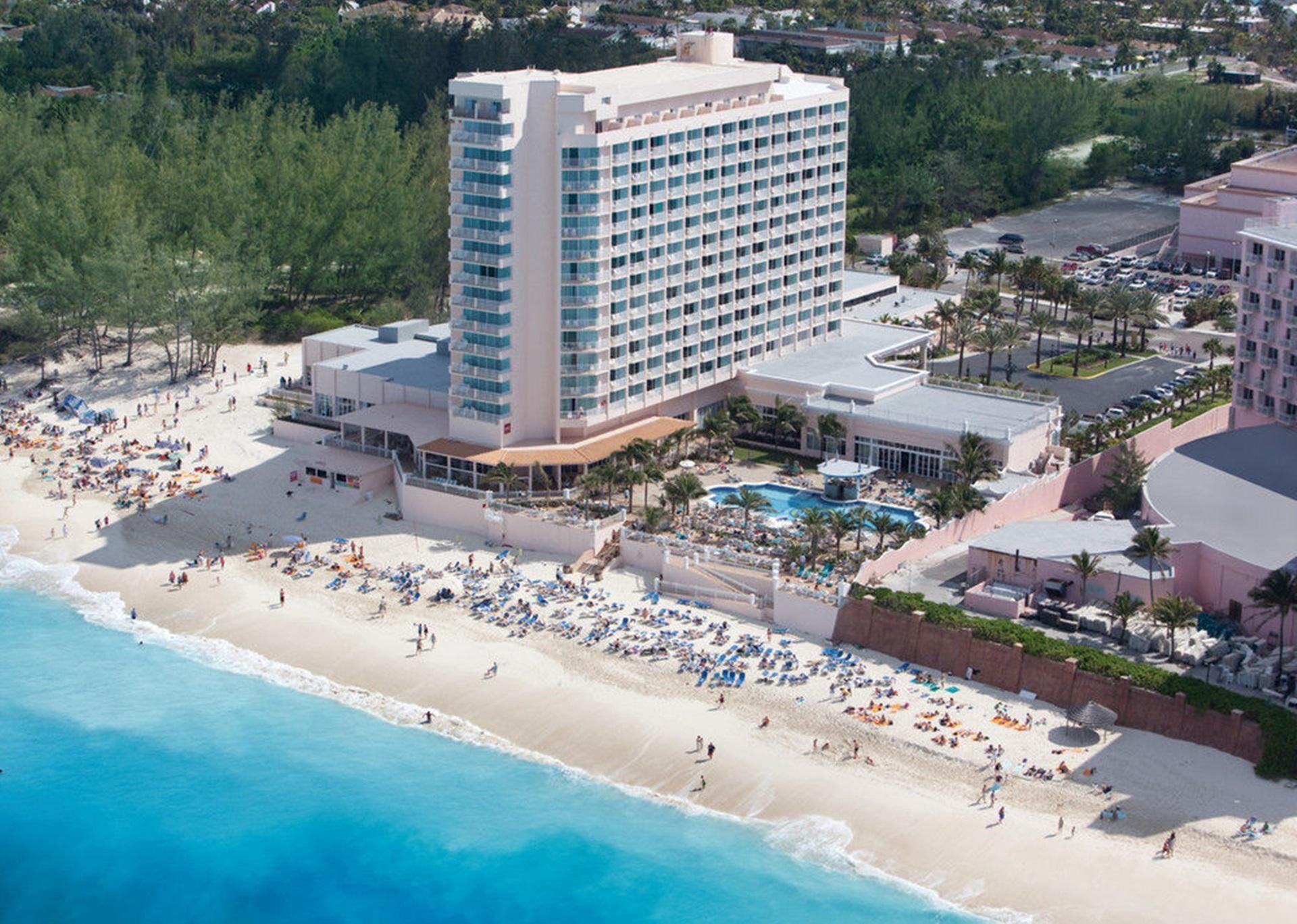 Riu Palace Paradise Island (Adults Only) Creek Village Exterior foto